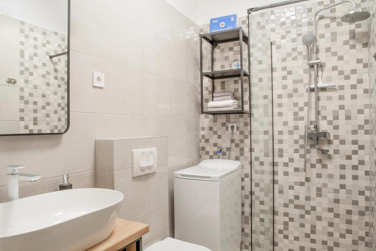 Apartmani Vudrag Trogir Exterior foto