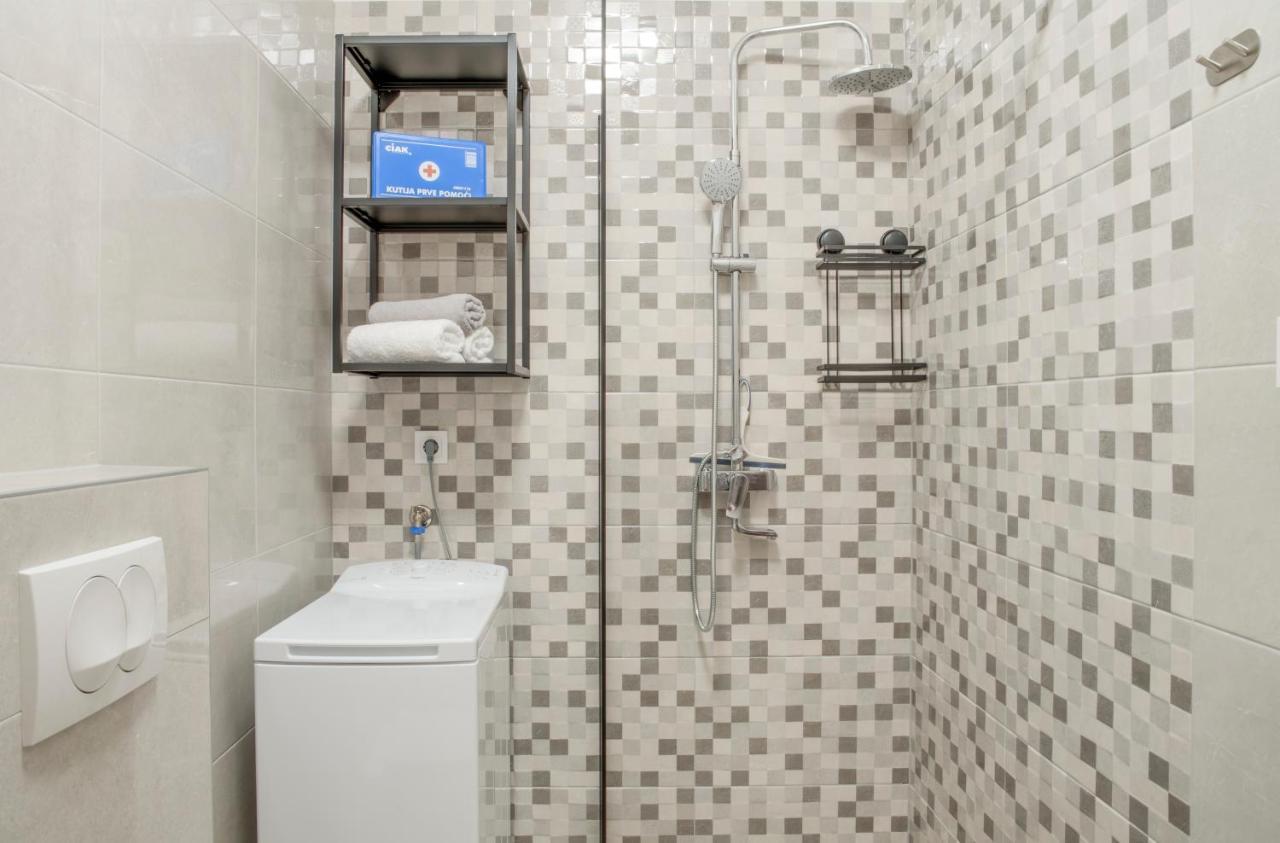 Apartmani Vudrag Trogir Exterior foto